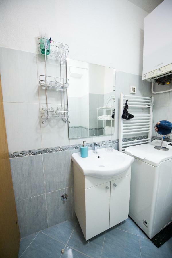 Apartment Lamar - Entry With Pin 0 - 24H, Underground Parking Garage, Elevator Σλαβόνσκι Μπροντ Εξωτερικό φωτογραφία