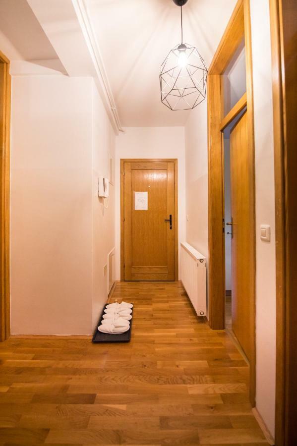 Apartment Lamar - Entry With Pin 0 - 24H, Underground Parking Garage, Elevator Σλαβόνσκι Μπροντ Εξωτερικό φωτογραφία